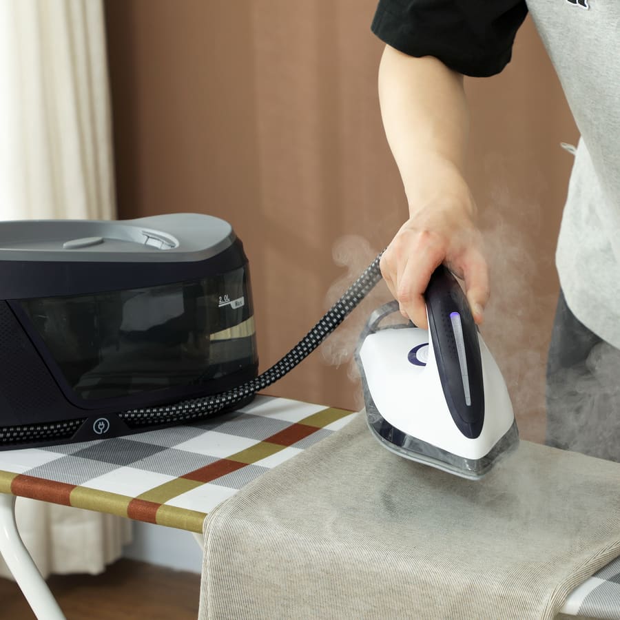 Ferro com Caldeira 2800W 100 g/min 8 Bares Função ECO Base