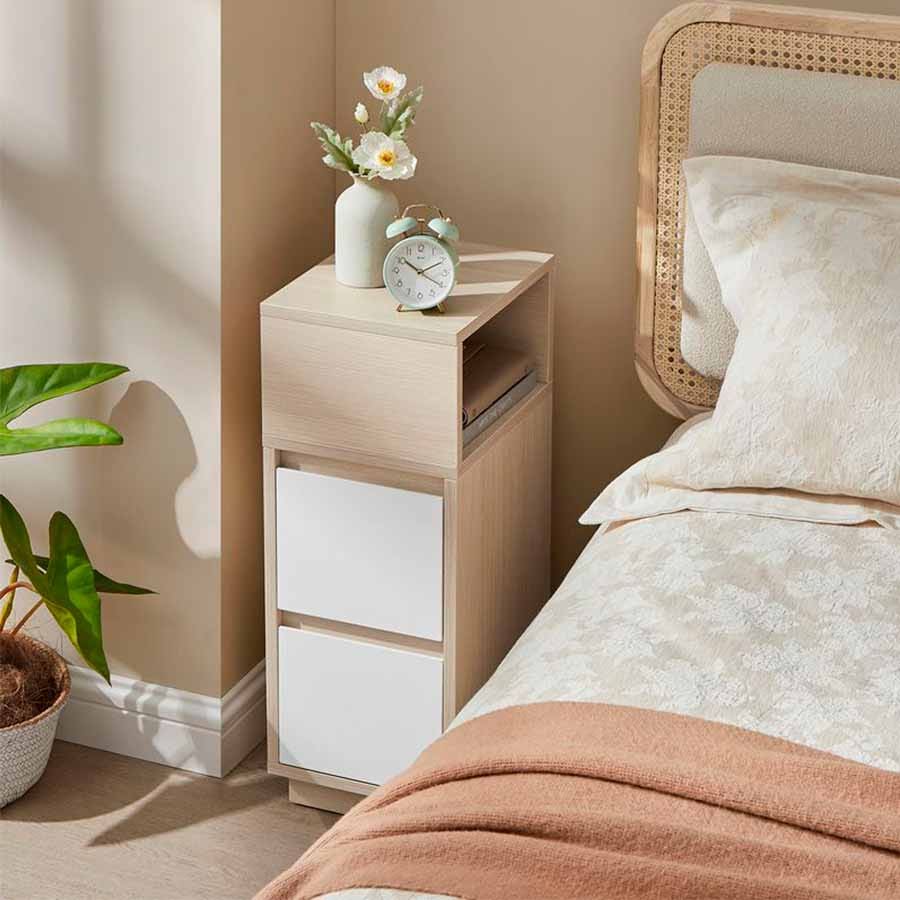 Mesa de cabeceira estreita com 2 gavetas 30 x 25 x 65 cm bege